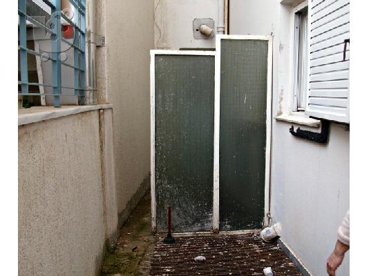 εξαιρετικη γκαρσονιερα